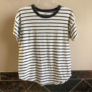 🌹MADEWELL WHISPER COTTON CREW NECK TEE. M. PRE LOVED🌹